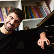Pianista laureato in pedagogia della musica offre lezioni di pianoforte a bambini e adulti (anche a domicilio)
